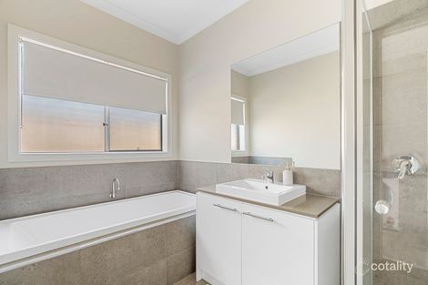 Property photo of 197 Stonehill Drive Maddingley VIC 3340