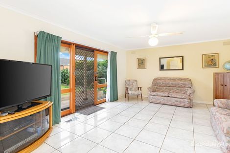 Property photo of 15 Allenby Place Gladstone Park VIC 3043