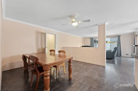 Property photo of 4 Huntingdale Court Cooloongup WA 6168