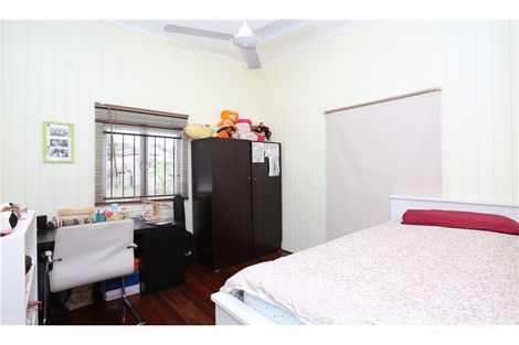 Property photo of 22 Sackville Street Milton QLD 4064