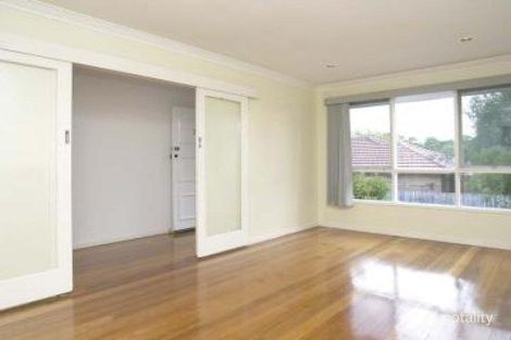 Property photo of 2/23 Meadow Crescent Mount Waverley VIC 3149