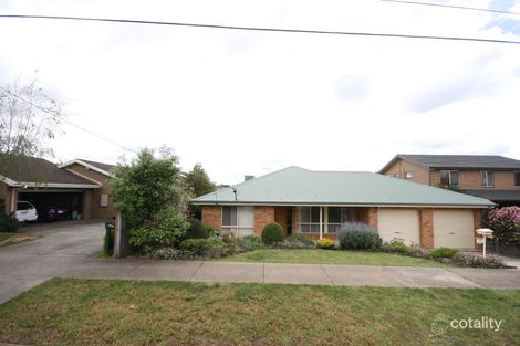 36 Hutcheson Ave, Highton, VIC 3216