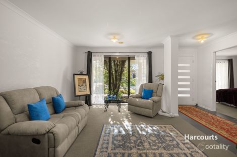 Property photo of 4 Central Avenue Pakenham VIC 3810