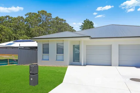 27a Corymbia Way, Badagarang, NSW 2540