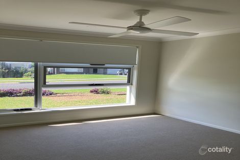 Property photo of 8 Kara Close Lake Cathie NSW 2445