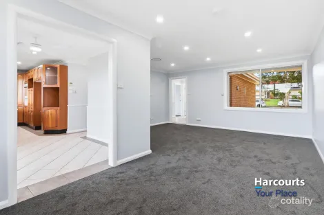 Property photo of 18 Hickler Grove Bidwill NSW 2770