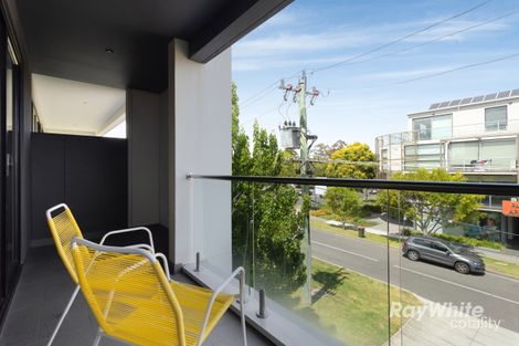 Property photo of 102/29-31 Swindon Road Hughesdale VIC 3166