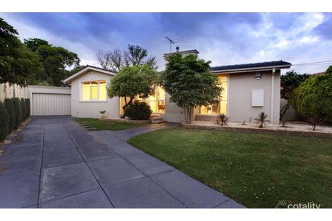 Property photo of 21 Toolang Court Mount Waverley VIC 3149