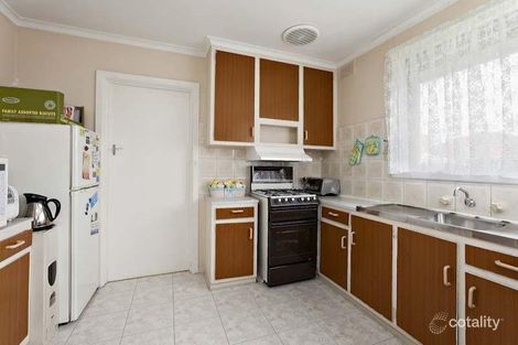 Property photo of 10 Thames Avenue Springvale VIC 3171