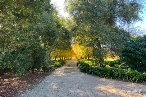 32 Hensons Rd, Somersby, NSW 2250