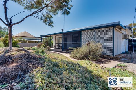 5 Heysen Ave, Hawker, SA 5434