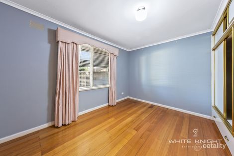 44 Swansea Pde, St Albans, VIC 3021