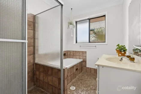 Property photo of 31 Patricia Street Killarney Vale NSW 2261