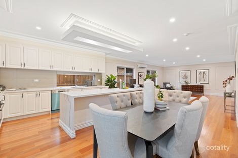 Property photo of 2/9 Amber Grove Mount Waverley VIC 3149