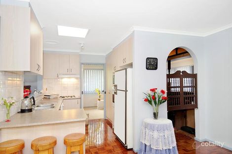 Property photo of 14 Narbethong Drive Greensborough VIC 3088