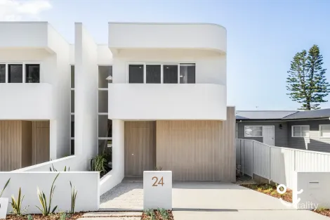 Property photo of 24 Kareela Road Woonona NSW 2517