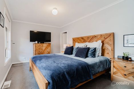 Property photo of 5/37 Rokewood Crescent Meadow Heights VIC 3048