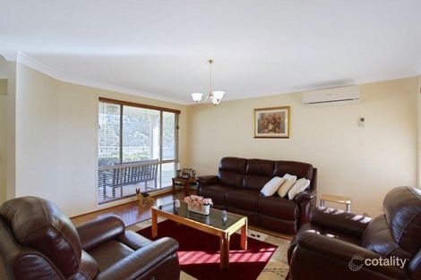 Property photo of 8 Kennedia Place Mount Annan NSW 2567