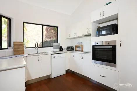 Property photo of 23/272 Oxley Drive Coombabah QLD 4216