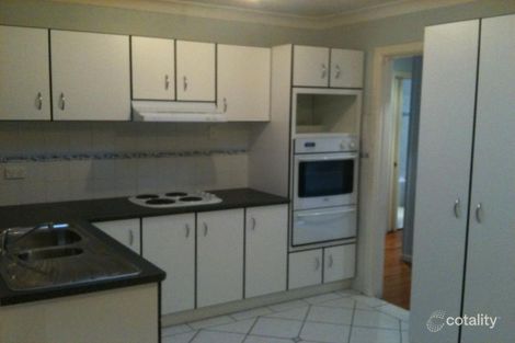 Property photo of 8 Tallawong Crescent Dapto NSW 2530