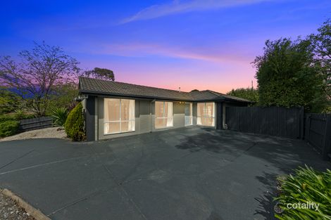 Property photo of 6 Fira Court Narre Warren VIC 3805