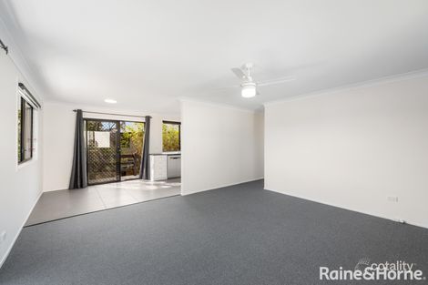 Property photo of 77 Milanion Crescent Carindale QLD 4152
