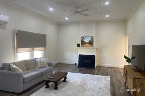 Property photo of 16 Light Road Cummins SA 5631