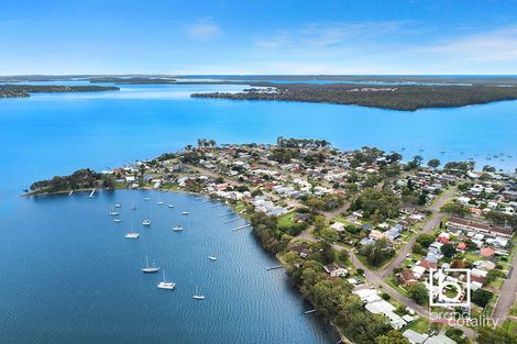 Property photo of 11 Waverley Road Mannering Park NSW 2259