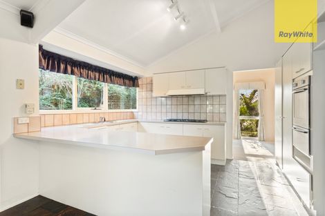 Property photo of 5 Burton Close Keilor Downs VIC 3038