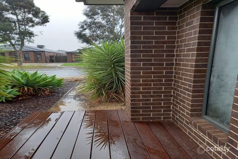 Property photo of 43 Barleygrass Crescent Brookfield VIC 3338