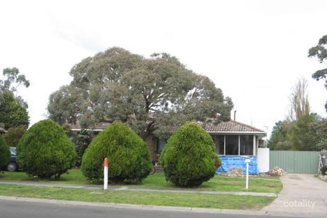 15 Ambleside Cres, Berwick, VIC 3806