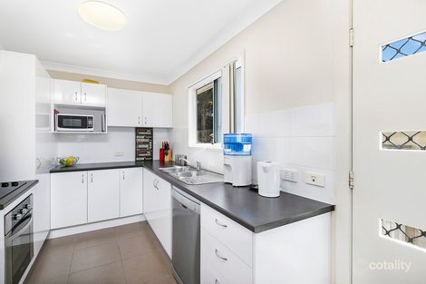 Property photo of 2/45 Hutton Avenue Wynnum QLD 4178