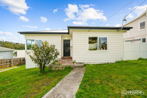 Property photo of 16 Lowanna Road Lindisfarne TAS 7015