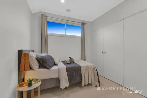 Property photo of 60A Medina Road Glen Waverley VIC 3150