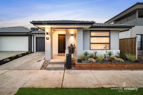 Property photo of 6 Mahoney Drive Tarneit VIC 3029
