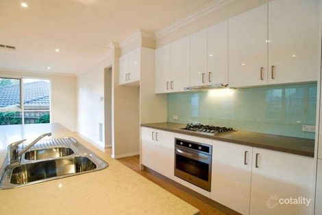 Property photo of 3/13 Rolls Court Glen Waverley VIC 3150