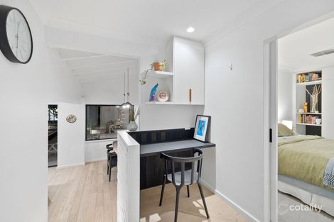 Property photo of 52 Luccombe Way Karrinyup WA 6018