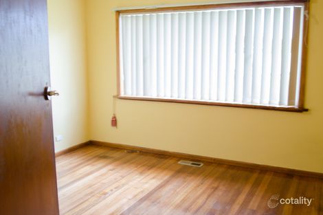 Property photo of 76 Primula Avenue Brooklyn VIC 3012