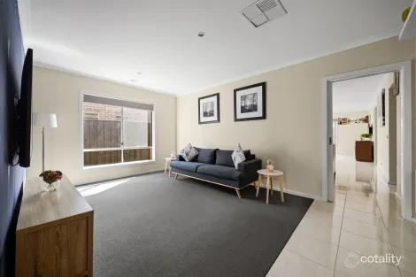 Property photo of 55 Riviera Drive Hillside VIC 3037