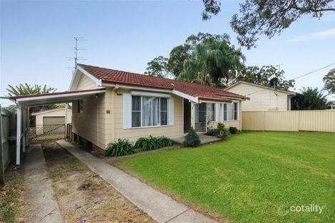 30 Catherine St, Mannering Park, NSW 2259