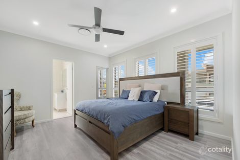 Property photo of 11 Oaklands Circuit Gregory Hills NSW 2557
