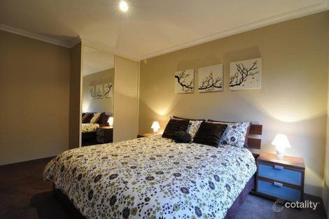 Property photo of 8 Strelitz View Beeliar WA 6164