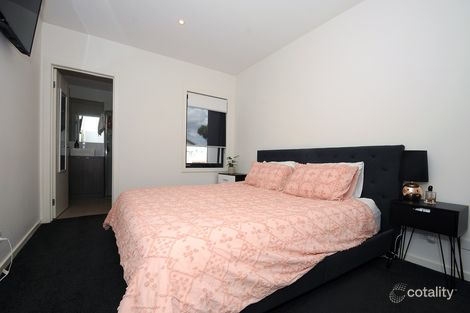 Property photo of 111 Lilliana Boulevard Carrum Downs VIC 3201