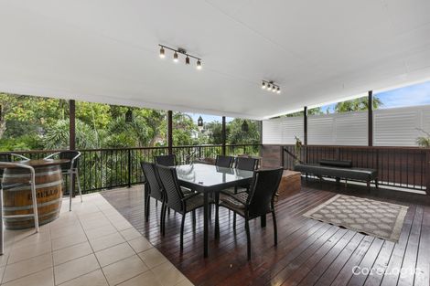 Property photo of 69 Valentia Street Mansfield QLD 4122