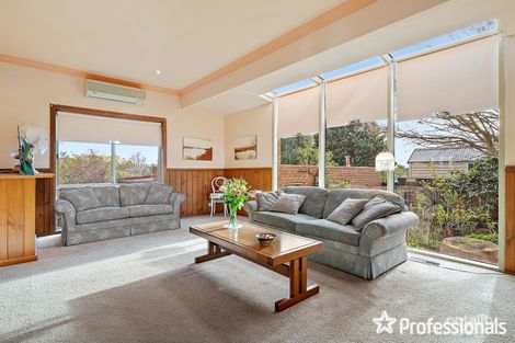Property photo of 37 Trafalgar Crescent Lilydale VIC 3140