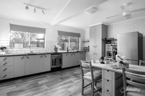 Property photo of 2/5 Nannygai Court Tin Can Bay QLD 4580