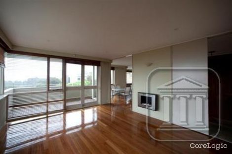 Property photo of 5 Sylvan Court Kew VIC 3101