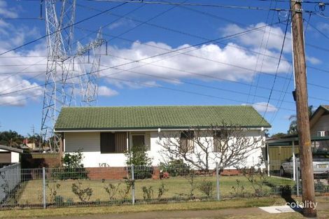 8 Mangariva Ave, Lethbridge Park, NSW 2770