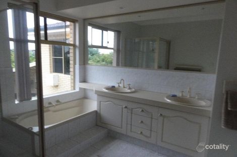 Property photo of 15 Mauldon Mews Winthrop WA 6150
