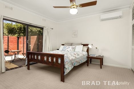 Property photo of 11 Summit Avenue Oak Park VIC 3046
